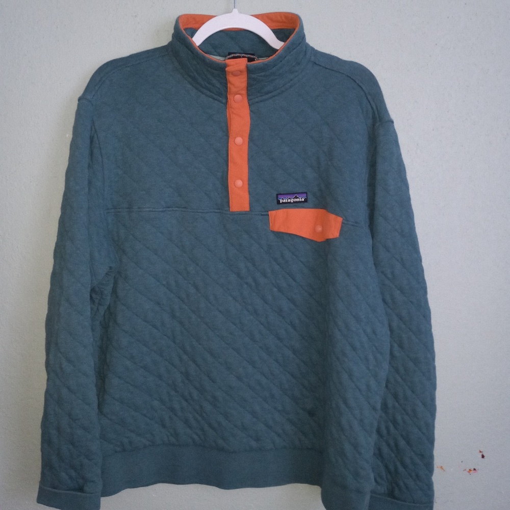 blue Patagonia sweater